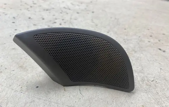 Audi A4 S4 B6 8E 8H Front door high frequency speaker 8E0035424