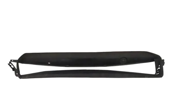 Tesla Model S Intercooler air channel guide 105784700E