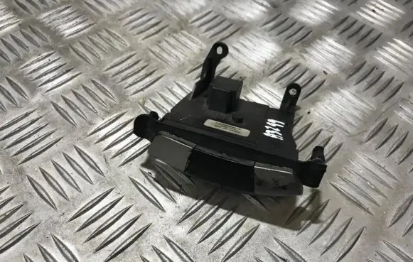 Nissan Primera Multifunctional control switch/knob 25552ba000 231994