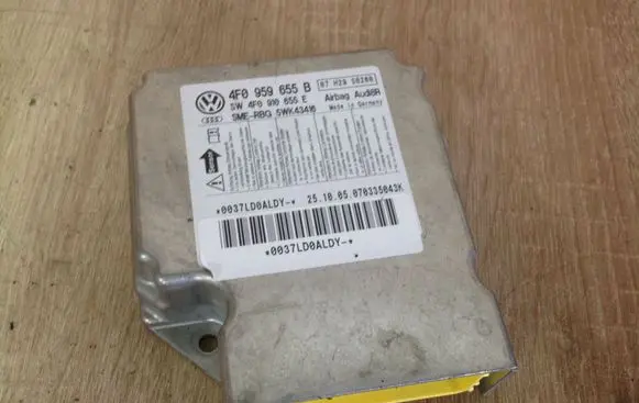 Audi A6 S6 C6 4F Airbag control unit/module 4F0959655B