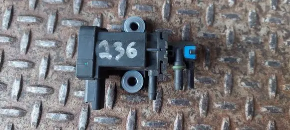 Ford Kuga II Turbo solenoid valve 9808206880