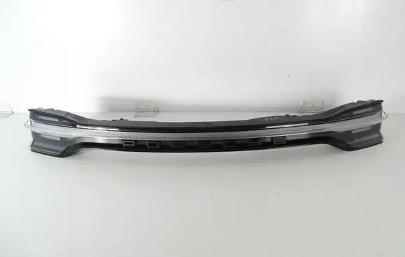 Porsche Macan (95B) Tailgate rear/tail lights 95B945308E