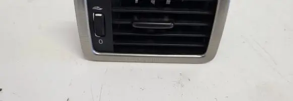 Volvo V70 Dashboard side air vent grill/cover trim 30755183 30755177