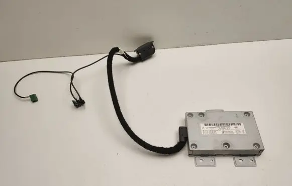 Mercedes-Benz C W204 Head unit multimedia control A2049000300