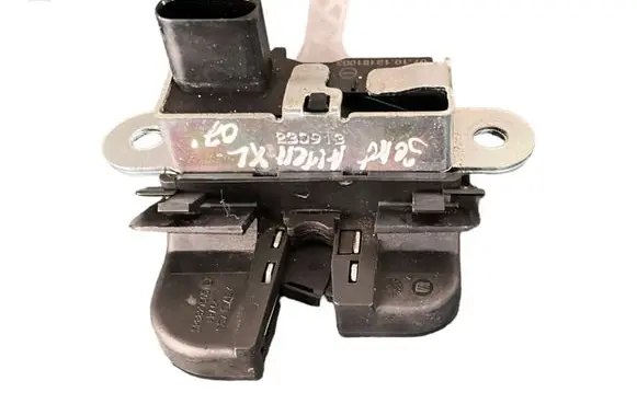 Seat Altea XL Tailgate/trunk/boot lock/catch/latch 5P8827505 5P8827505B