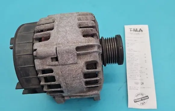 Renault Megane III Generator/alternator 231000018R IMPRK1444825