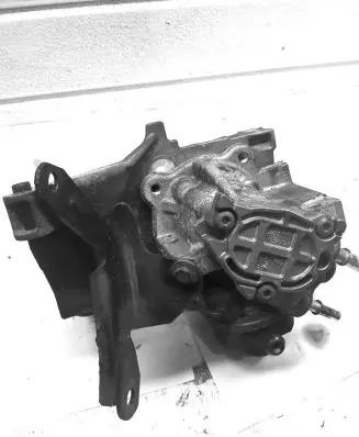 Ford Fiesta Fuel pump bracket 9685235680