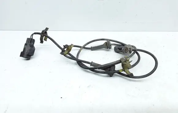 Volvo V70 ABS brake wheel speed sensor 9467580