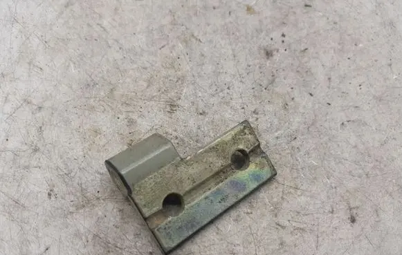 BMW 5 E39 Rear door upper hinge NOCODE