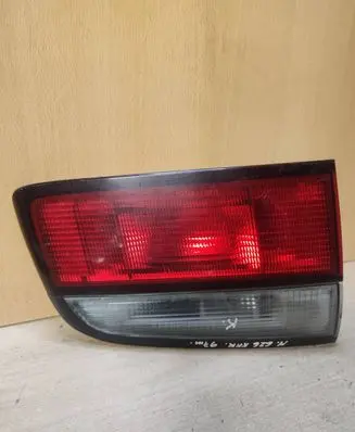 Mazda 626 Tailgate rear/tail lights R2267