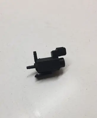 Volvo XC90 Turbo solenoid valve 30611668