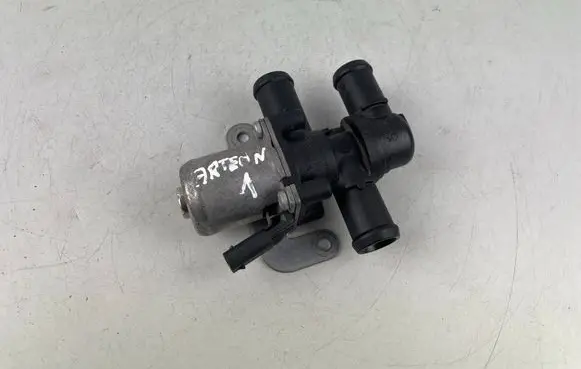 Volkswagen Arteon Shooting Brake Coolant heater control valve 5Q0906457C