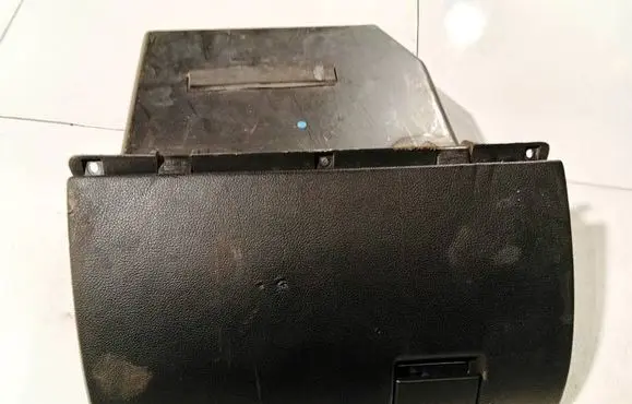Opel Astra G Glove box 90561334