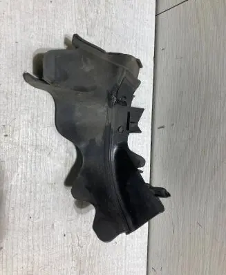 Ford C-MAX II Intercooler air guide/duct channel AM518326Aa