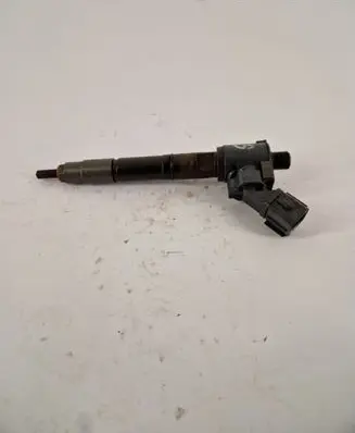 Volvo V40 Fuel injector VEA132370010CAA