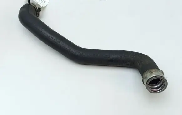 Mercedes-Benz CLK A209 C209 Engine coolant pipe/hose