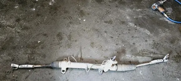Toyota Corolla Verso AR10 Steering rack