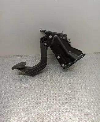 Mercedes-Benz Sprinter W906 Clutch pedal 1036776
