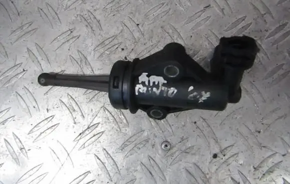 Fiat Punto (188) Clutch master cylinder 55183442