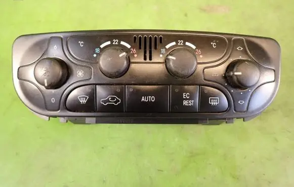 Mercedes-Benz C W203 Climate control unit