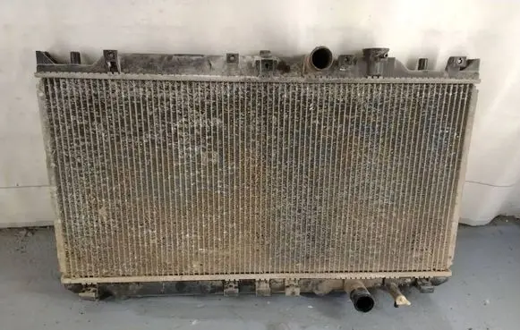 Mazda 626 Coolant radiator