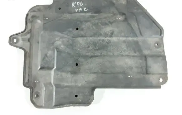 Suzuki Grand Vitara II Engine splash shield/under tray 7238165J00