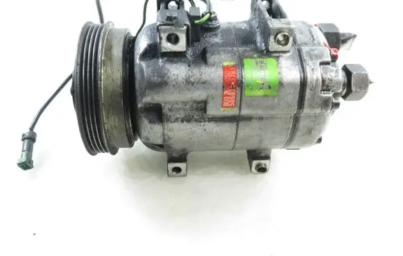 Volkswagen PASSAT B5 Air conditioning (A/C) compressor (pump) 5062310501 8D0260805D 560310781
