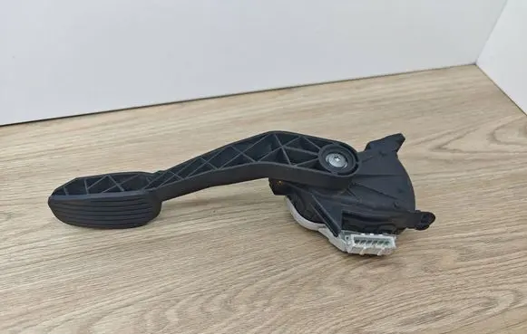 Volvo S80 Accelerator throttle pedal 30666662 6PV00853702
