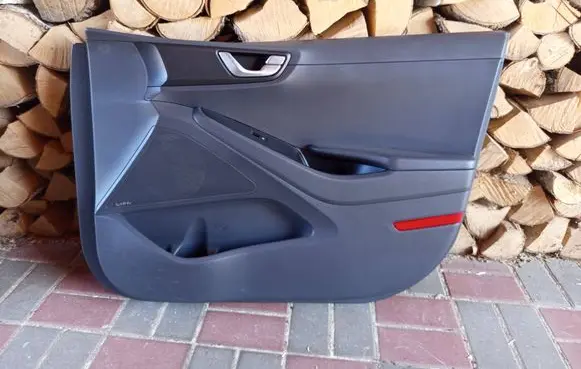 Hyundai Ioniq Front door card panel trim 82340G2000