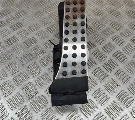 Mercedes-Benz EQC Accelerator throttle pedal A2533002000