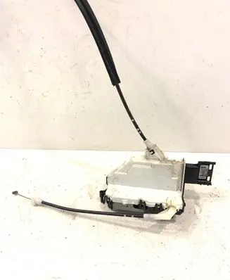 Peugeot Partner Front door lock A02924