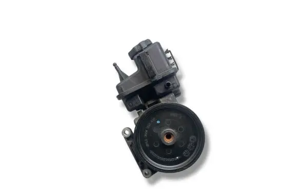 Mercedes-Benz C W204 Power steering pump A0064661501 7693900509