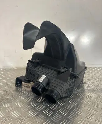 Maserati Ghibli Intercooler radiator 16484793 670035636