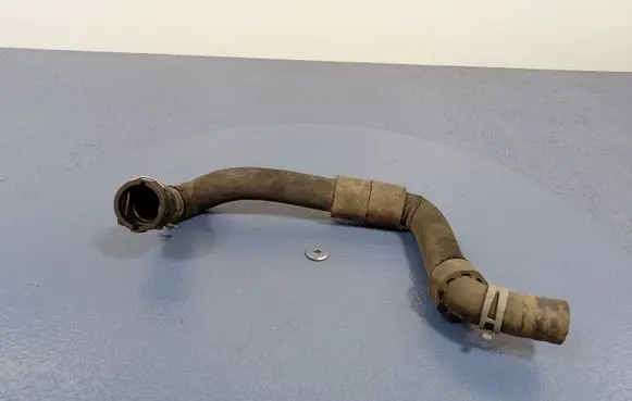 Volkswagen Phaeton Engine coolant pipe/hose