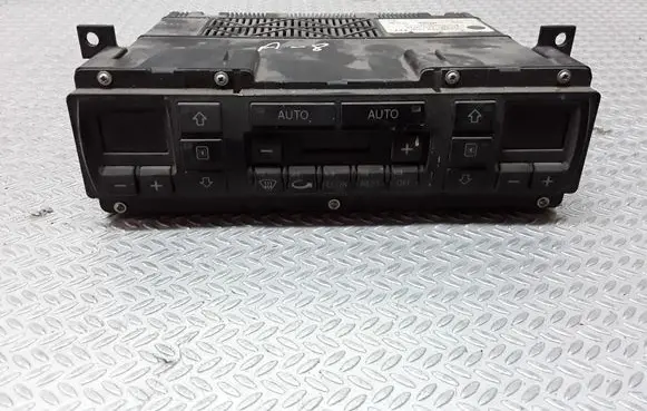 Audi A8 S8 D2 4D Climate control unit 4D0820043C