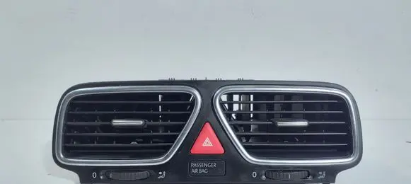 Volkswagen Eos Dash center air vent grill 1Q0819735C 1Q0819728L