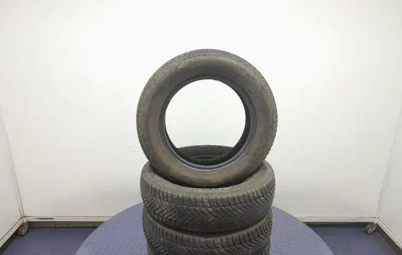 Toyota Corolla E120 E130 R17 winter tire 5420068624393