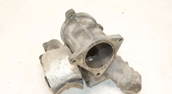 Volkswagen Caddy EGR valve 03G131501N 03G129637A