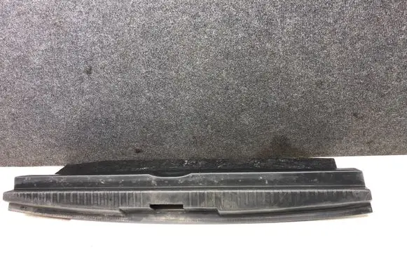 Renault Captur Trunk/boot sill cover protection 849205723R 634140110