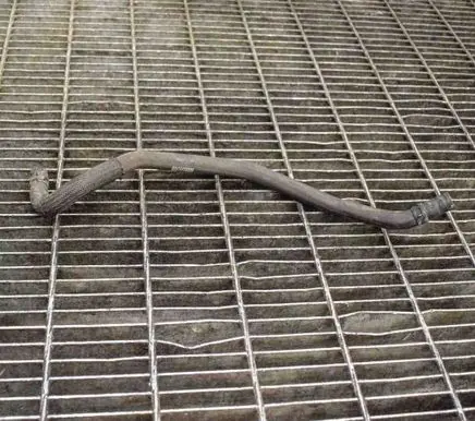 Toyota Verso-S Engine coolant pipe/hose