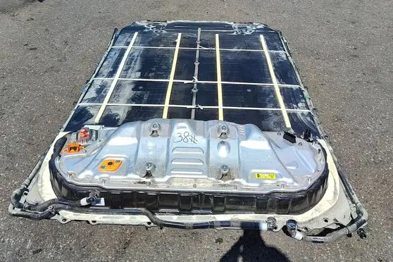 Tesla Model Y Hybrid / electric car battery 170001200B