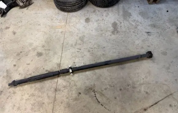 BMW X1 F48 F49 Rear driveshaft/prop shaft 8605878