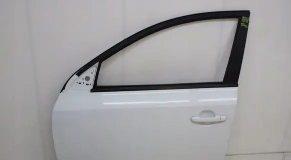 KIA Ceed Rear door