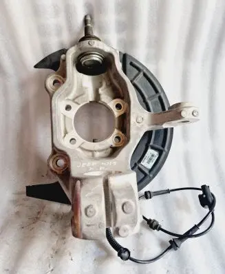 Jeep Cherokee Front wheel hub 68141887AD 68303171AC 7729420