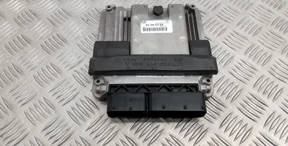 Audi A4 S4 B8 8K Engine control unit/module ECU 03L906022MK 0281015583 8K0907352A