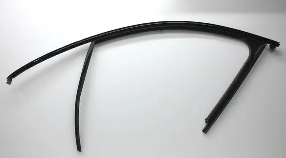 Porsche Macan (95B) Front door glass trim molding 95B837431D