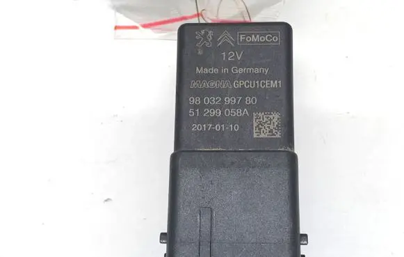 Peugeot 508 other engine part 9803299780