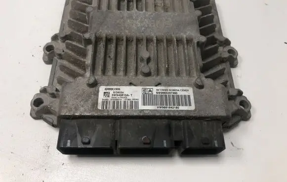 Citroen C4 I Picasso Engine control unit/module SID803A 5WS40615AT