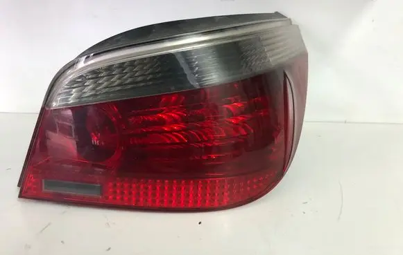 BMW 5 E60 E61 Rear/tail lights 6923306