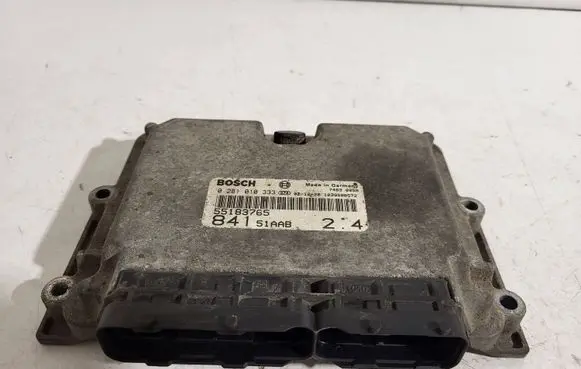 Lancia Thesis Engine control unit/module 55183765 1039S00572 0281010333